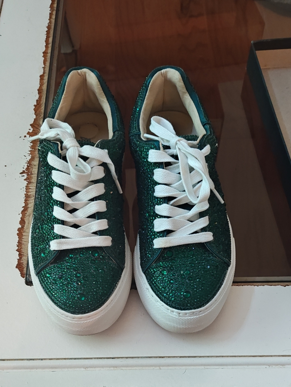 Betsey Johnson Emerald Green Jeweled Sneaker w/ White Platform Sz 5.5 in Box